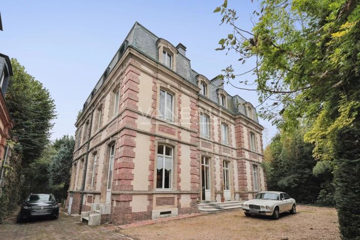 Image No.5-7 Bed House for sale