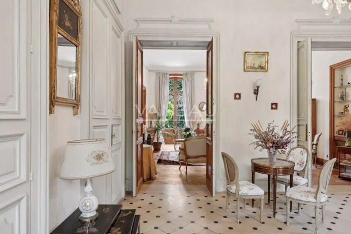 Image No.6-7 Bed House for sale