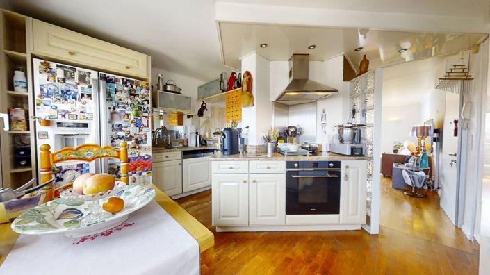 Image No.9-2 Bed Apartment for sale