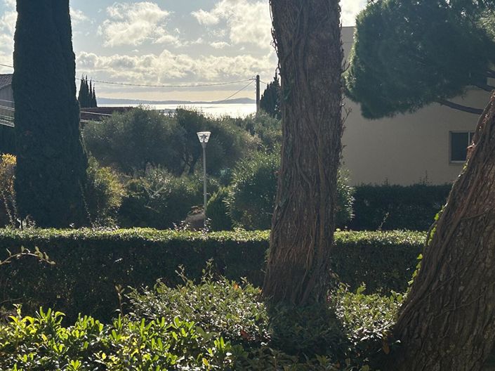 Image No.3-Appartement de 2 chambres à vendre à Bandol