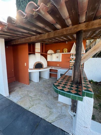 Image No.9-4 Bed House for sale