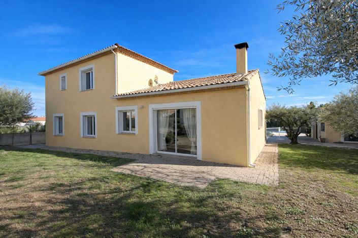 Image No.17-4 Bed House for sale