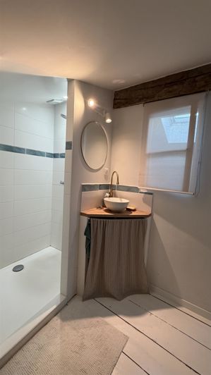 Image No.12-Maison de 5 chambres à vendre à Saint-Jean-d'Angély