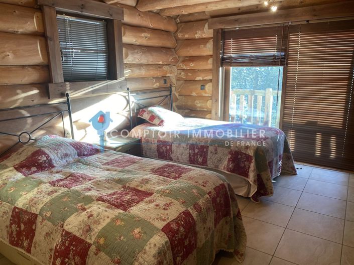 Image No.10-5 Bed House for sale