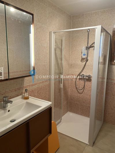 Image No.12-5 Bed House for sale