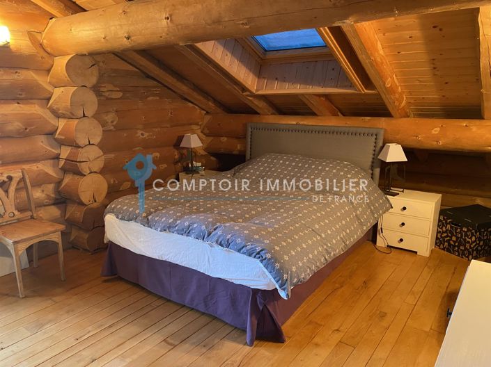 Image No.7-5 Bed House for sale