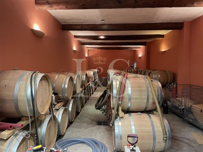 Image No.5-1 Bed House for sale