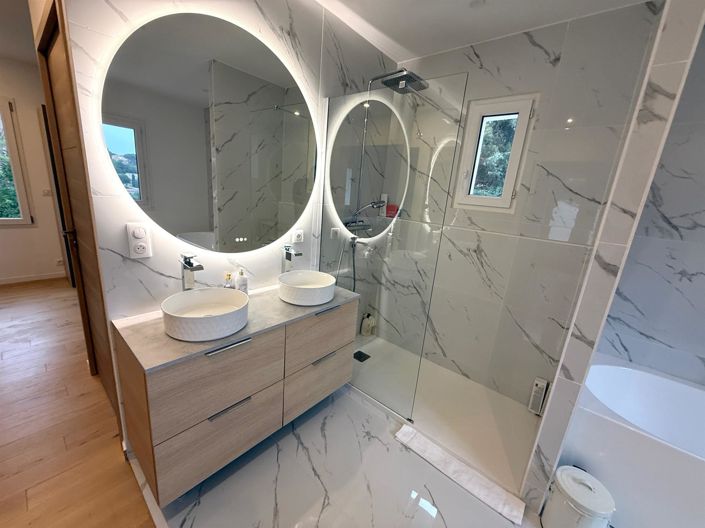 Image No.27-5 Bed House for sale