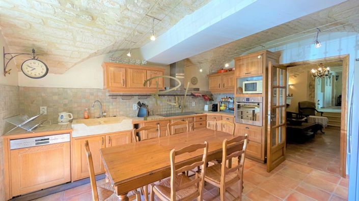 Image No.5-5 Bed House for sale