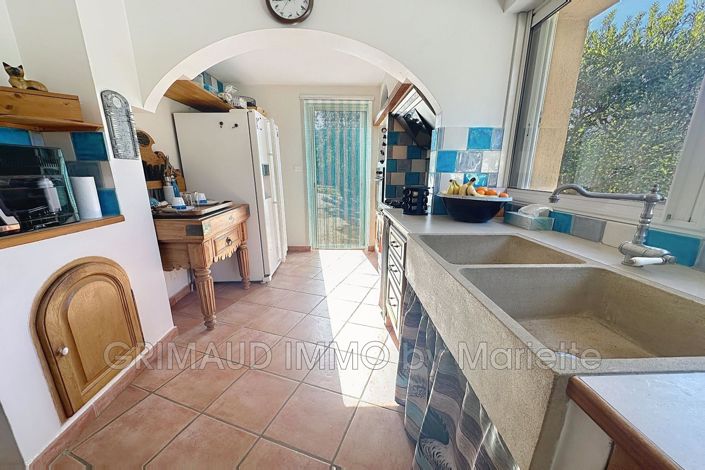 Image No.7-Maison de 5 chambres à vendre à La Garde-Freinet