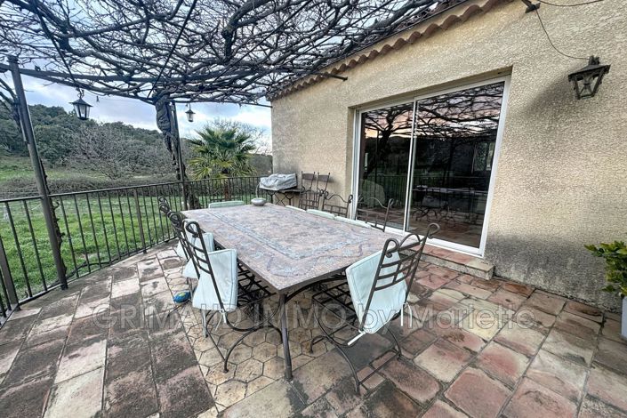 Image No.3-4 Bed House for sale