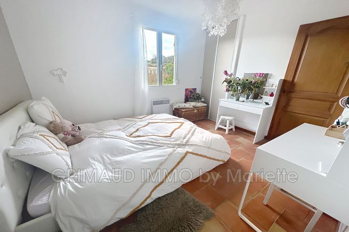 Image No.7-4 Bed House for sale