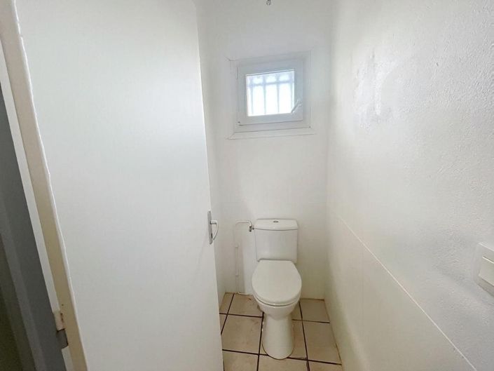 Image No.16-2 Bed House for sale