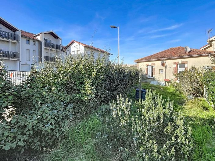 Image No.20-2 Bed House for sale