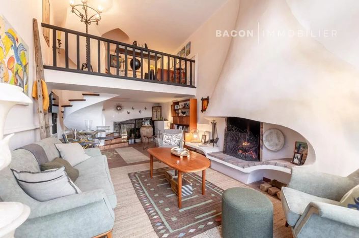 Image No.2-2 Bed House for sale