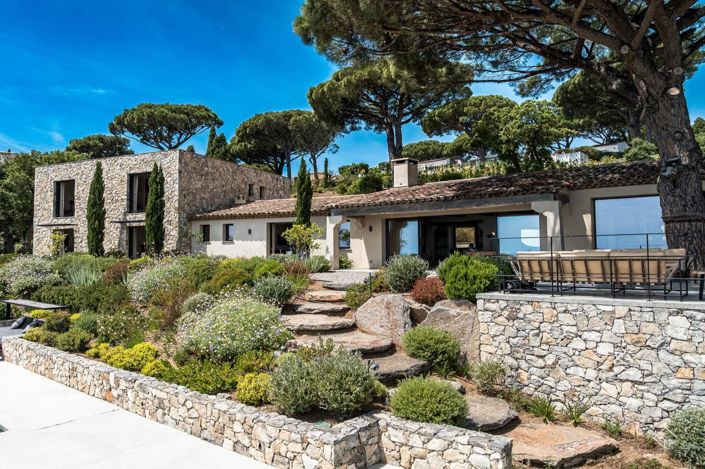 Image No.16-6 Bed House for sale