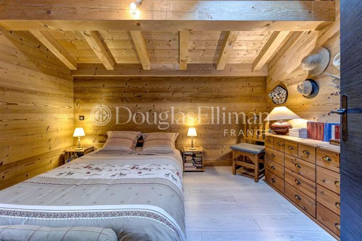 Image No.15-3 Bed House for sale