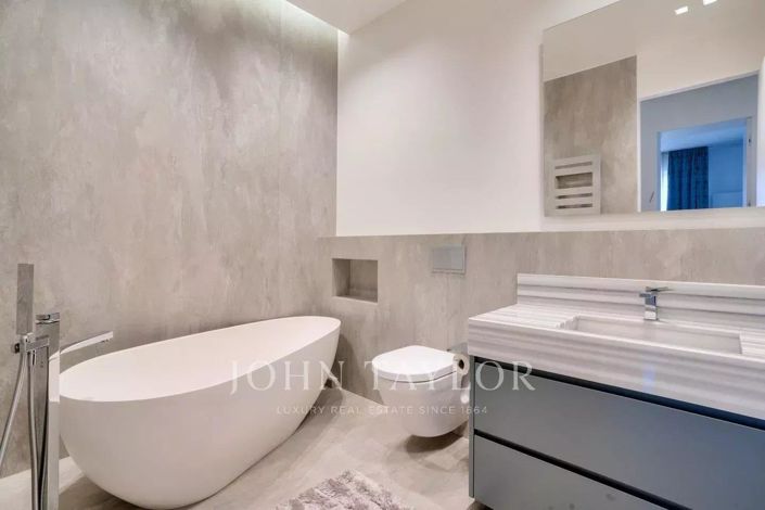 Image No.17-Appartement de 5 chambres à vendre à Paris