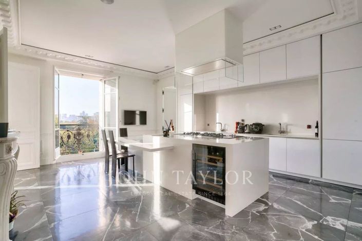 Image No.8-Appartement de 5 chambres à vendre à Paris