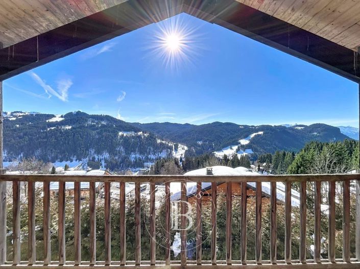 Image No.18-6 Bed House for sale