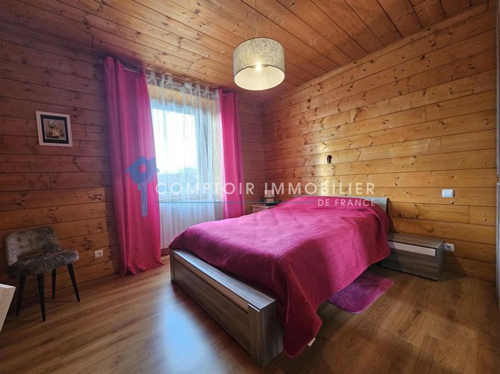 Image No.13-8 Bed House for sale