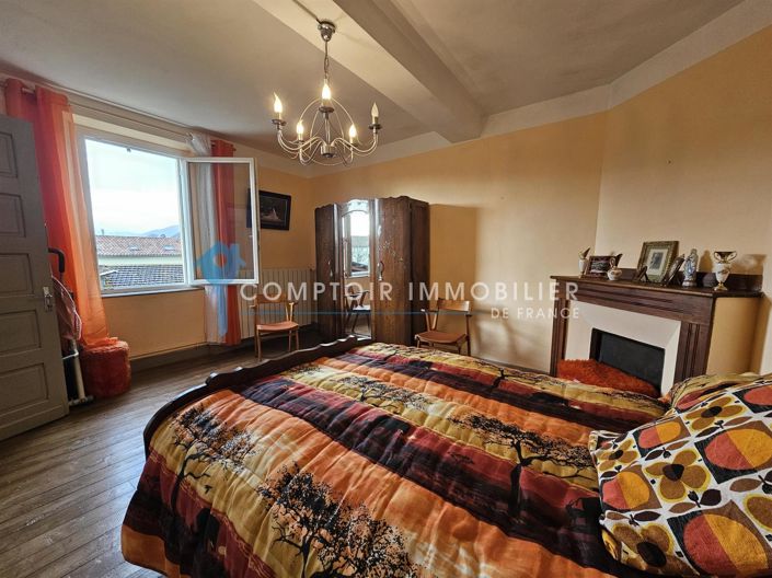 Image No.17-8 Bed House for sale