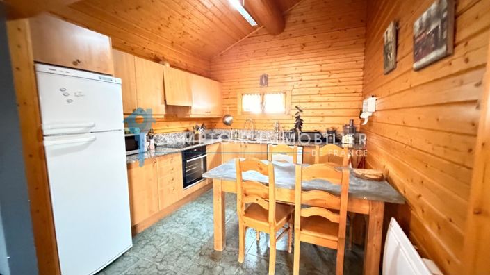 Image No.6-4 Bed House for sale