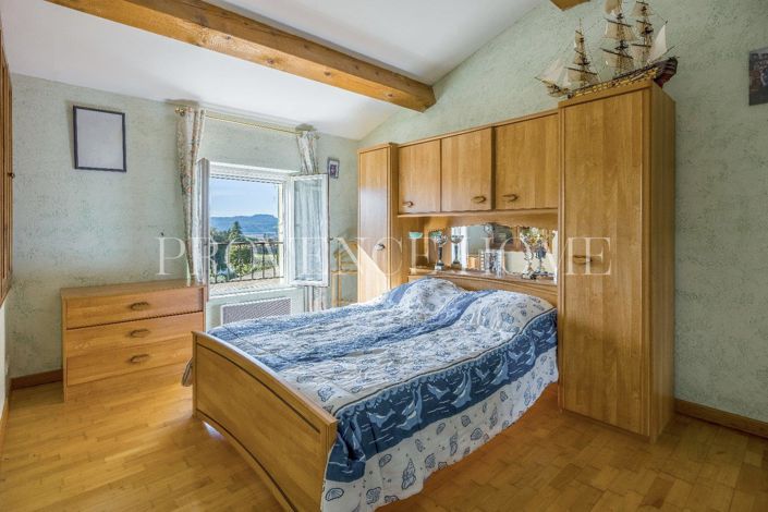 Image No.13-Propriété de 4 chambres à vendre à Lauris