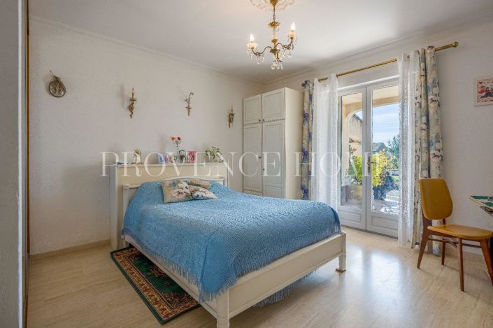 Image No.9-Propriété de 4 chambres à vendre à Lauris