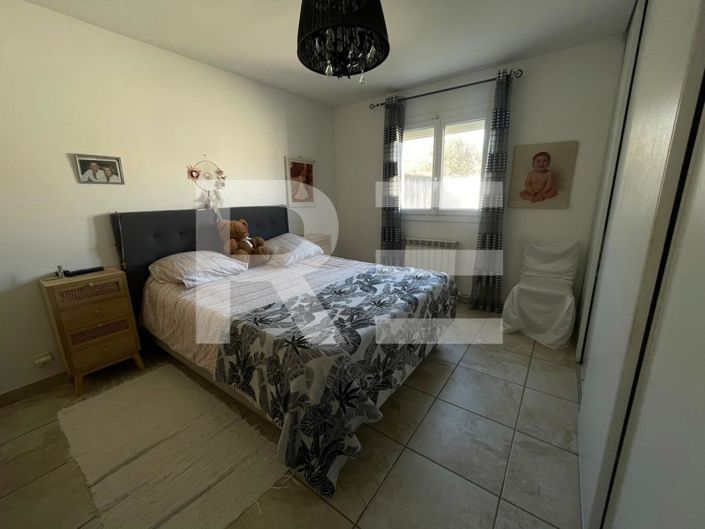 Image No.5-5 Bed House for sale