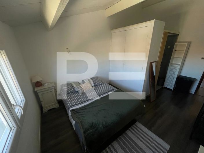 Image No.7-5 Bed House for sale