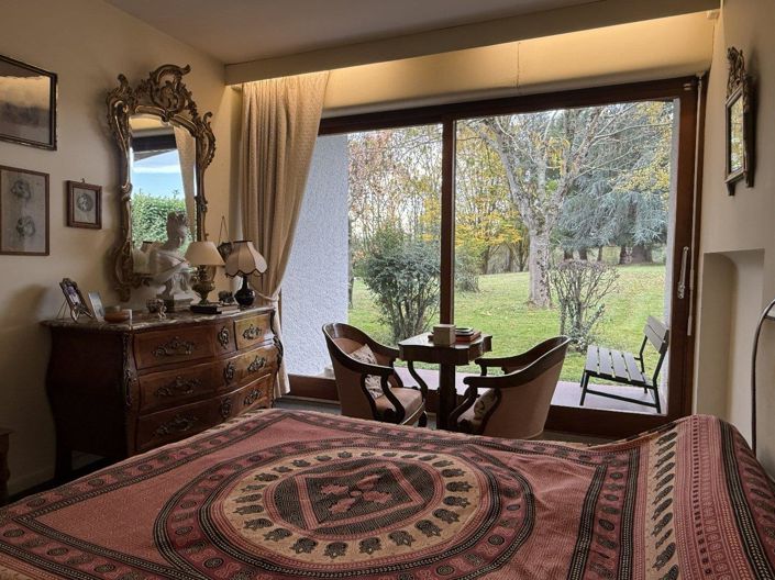 Image No.13-4 Bed House for sale