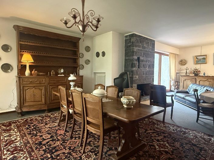 Image No.5-4 Bed House for sale