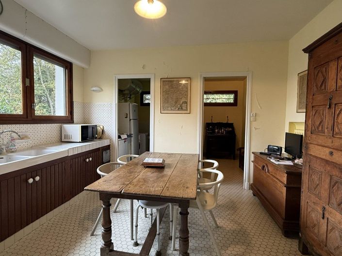 Image No.7-4 Bed House for sale