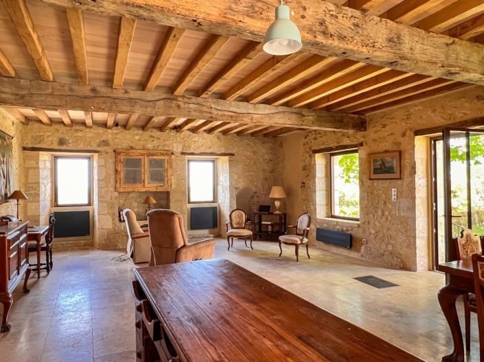 Image No.6-3 Bed House for sale