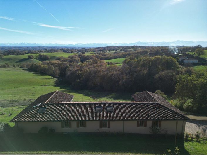 Image No.3-Propriété de 5 chambres à vendre à Miélan