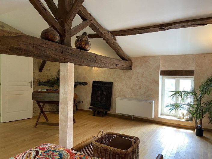 Image No.17-7 Bed House for sale