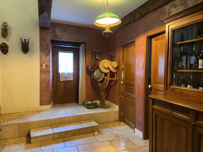 Image No.4-7 Bed House for sale