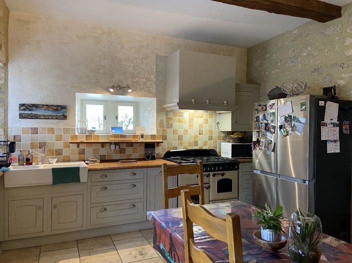 Image No.9-7 Bed House for sale