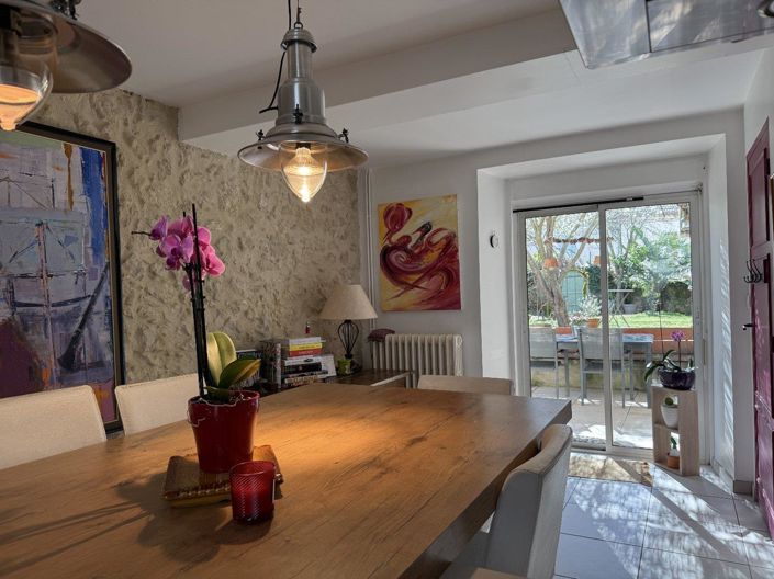 Image No.7-4 Bed House for sale