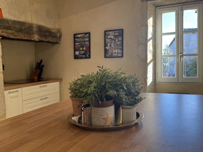 Image No.7-3 Bed House for sale