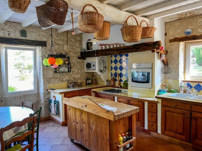 Image No.7-3 Bed House for sale