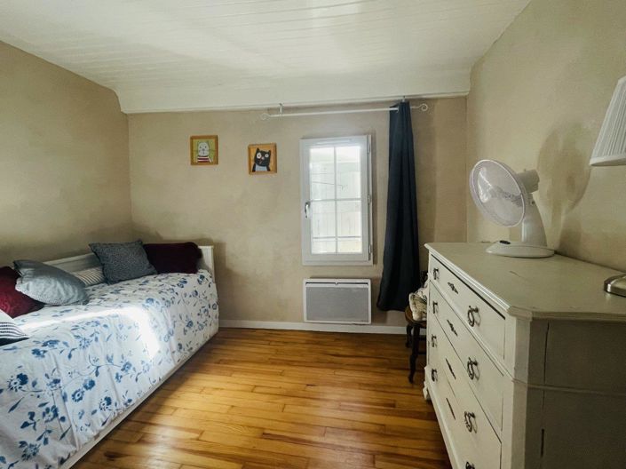 Image No.10-4 Bed House for sale