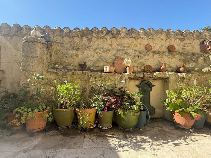 Image No.2-4 Bed House for sale