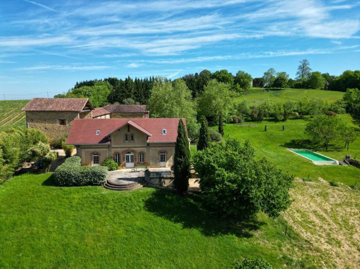 Image No.5-Propriété de 7 chambres à vendre à Vic-Fezensac