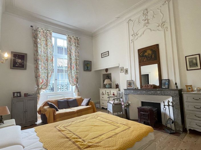 Image No.16-2 Bed Property for sale