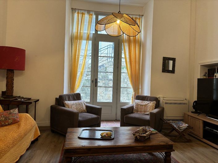 Image No.5-2 Bed Property for sale