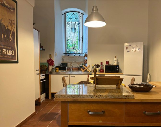 Image No.9-2 Bed Property for sale