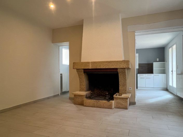 Image No.2-2 Bed House for sale