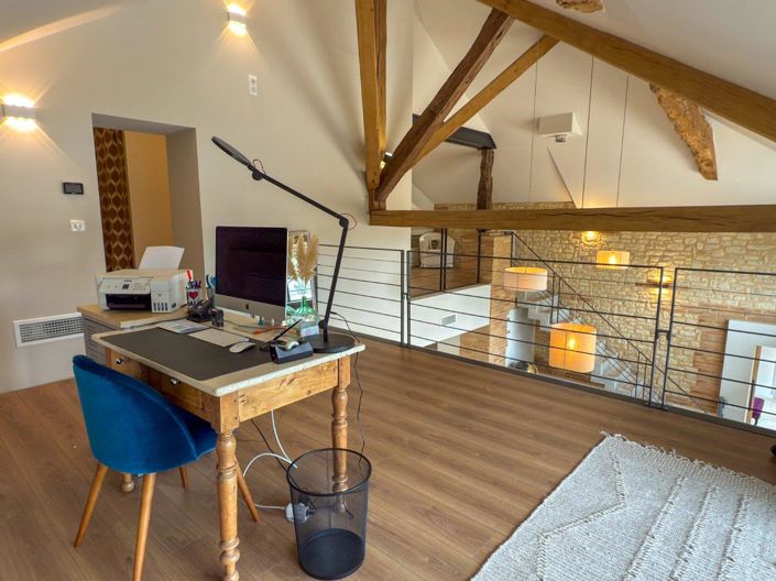 Image No.18-3 Bed Property for sale